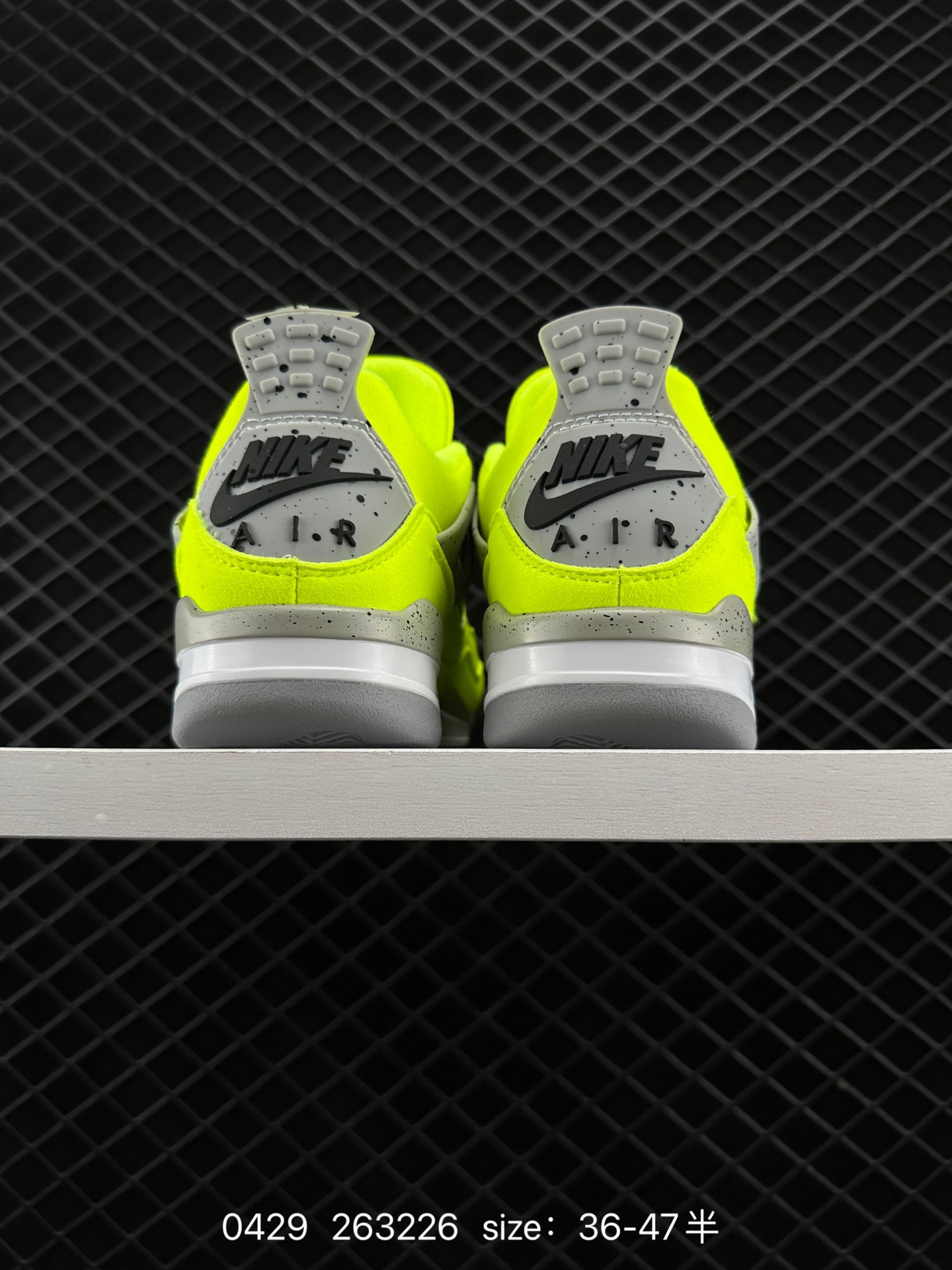 Nike Air Jordan 4 Retro OG”Fire Red“